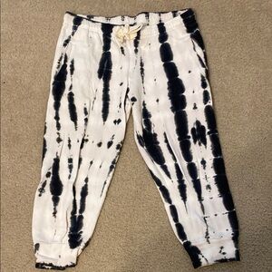 Monrow Black and White Tie-Dye Joggers